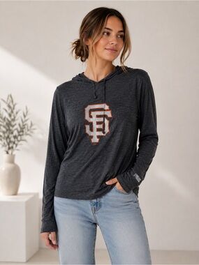 SF Giants Long Sleeve Shirt Women’s Size M